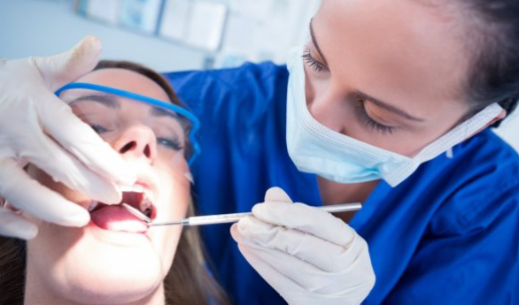 Pro dostupnost stomatologické péče vznikne na ministerstvu pracovní skupina